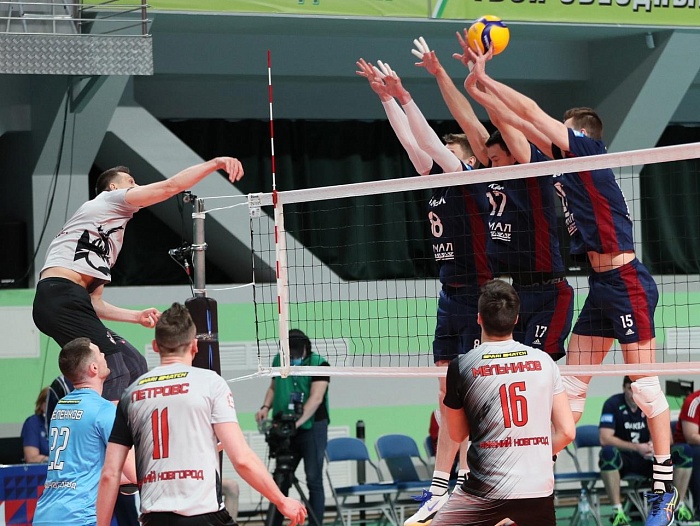 «Факел» продолжит спор за медали