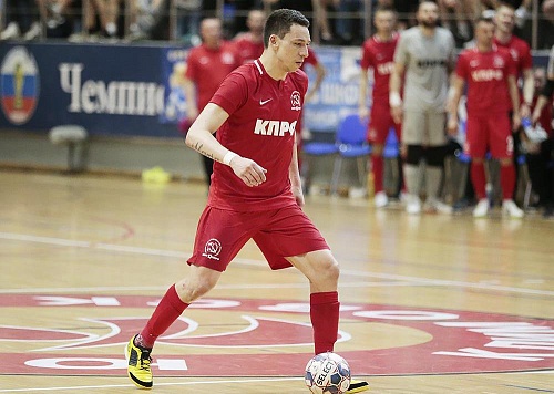 Ромуло продлил контракт с коммунистами