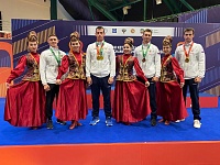 С гирями выиграли европейские медали