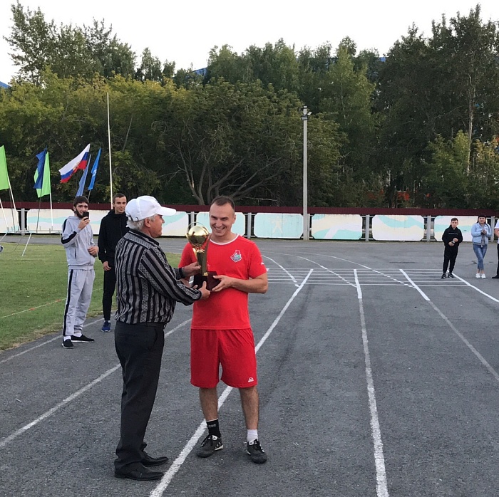 «Изумруд» выиграл районный Кубок