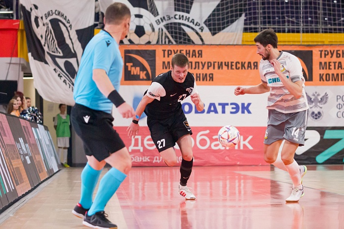Чемпионат России по мини-футболу среди клубов PARI-Суперлиги. 10-й тур. Первая игра. МФК «Синара» (Екатеринбург) – МФК «Тюмень» – 1:3