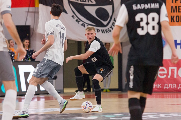 Чемпионат России по мини-футболу среди клубов PARI-Суперлиги. 10-й тур. Первая игра. МФК «Синара» (Екатеринбург) – МФК «Тюмень» – 1:3