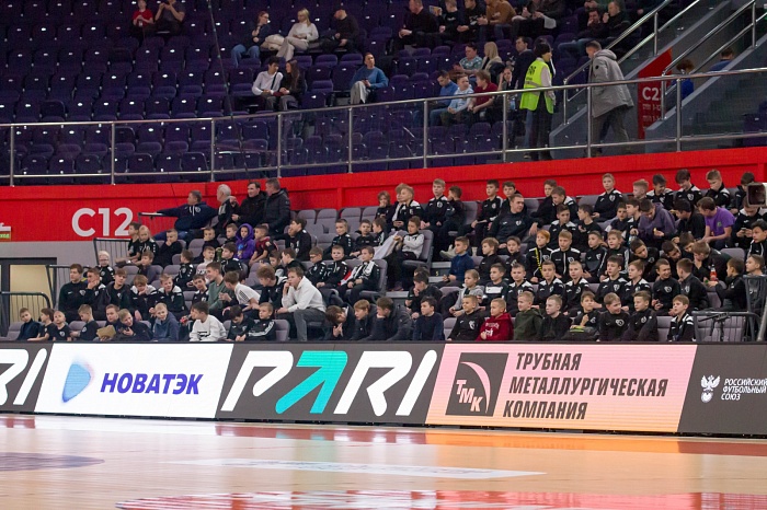 Чемпионат России по мини-футболу среди клубов PARI-Суперлиги. 10-й тур. Первая игра. МФК «Синара» (Екатеринбург) – МФК «Тюмень» – 1:3