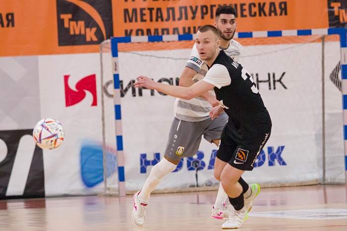 Чемпионат России по мини-футболу среди клубов PARI-Суперлиги. 10-й тур. Первая игра. МФК «Синара» (Екатеринбург) – МФК «Тюмень» – 1:3