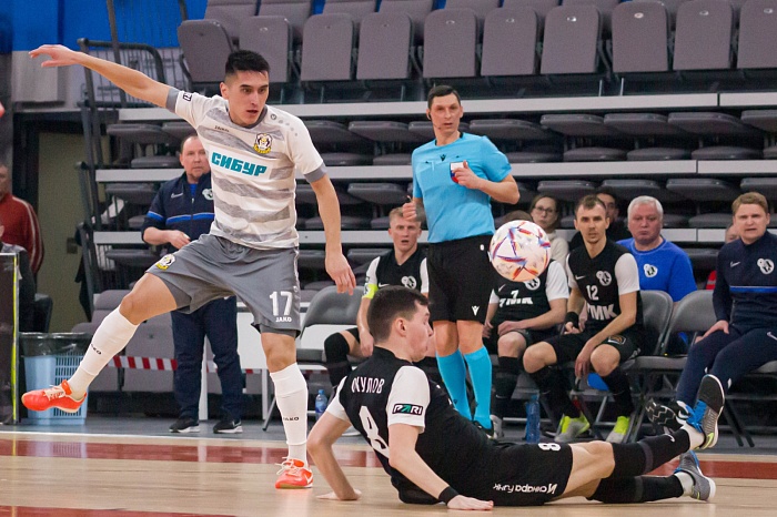 Чемпионат России по мини-футболу среди клубов PARI-Суперлиги. 10-й тур. Первая игра. МФК «Синара» (Екатеринбург) – МФК «Тюмень» – 1:3