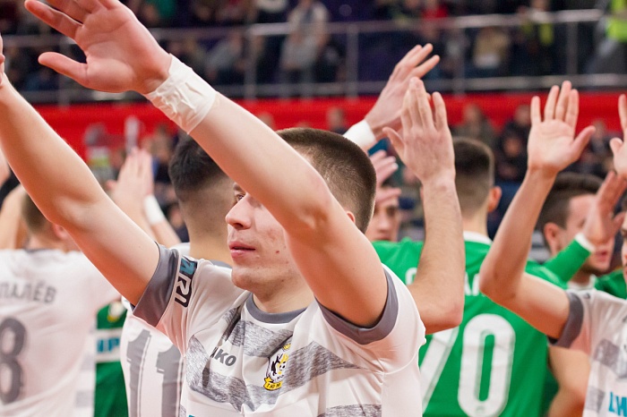 Чемпионат России по мини-футболу среди клубов PARI-Суперлиги. 10-й тур. Первая игра. МФК «Синара» (Екатеринбург) – МФК «Тюмень» – 1:3