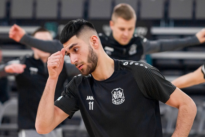 Чемпионат России по мини-футболу среди клубов PARI-Суперлиги. 10-й тур. Первая игра. МФК «Синара» (Екатеринбург) – МФК «Тюмень» – 1:3