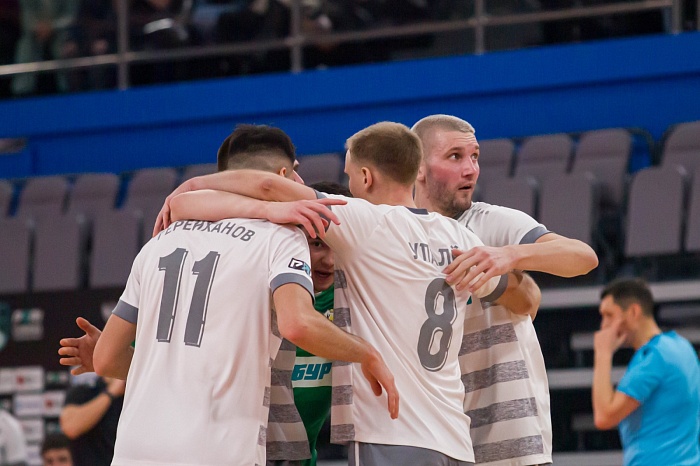 Чемпионат России по мини-футболу среди клубов PARI-Суперлиги. 10-й тур. Первая игра. МФК «Синара» (Екатеринбург) – МФК «Тюмень» – 1:3