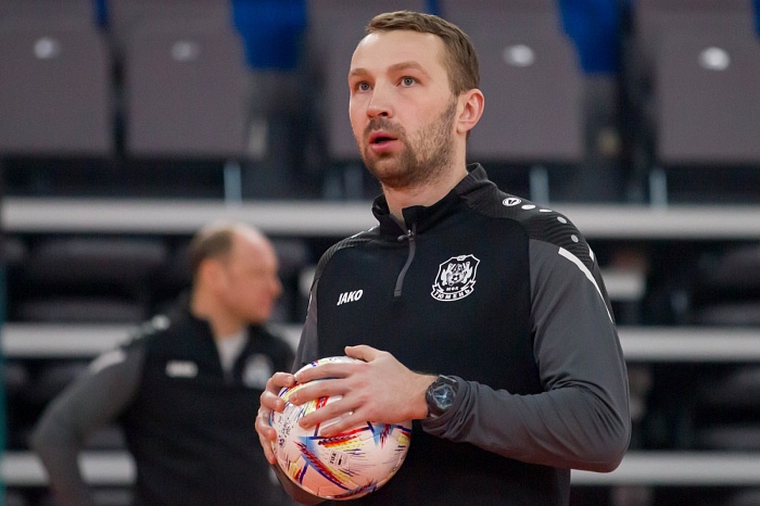 Чемпионат России по мини-футболу среди клубов PARI-Суперлиги. 10-й тур. Первая игра. МФК «Синара» (Екатеринбург) – МФК «Тюмень» – 1:3