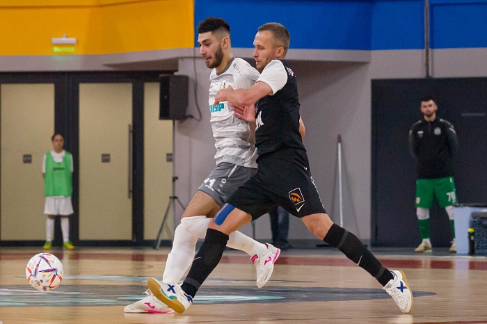 Чемпионат России по мини-футболу среди клубов PARI-Суперлиги. 10-й тур. Первая игра. МФК «Синара» (Екатеринбург) – МФК «Тюмень» – 1:3