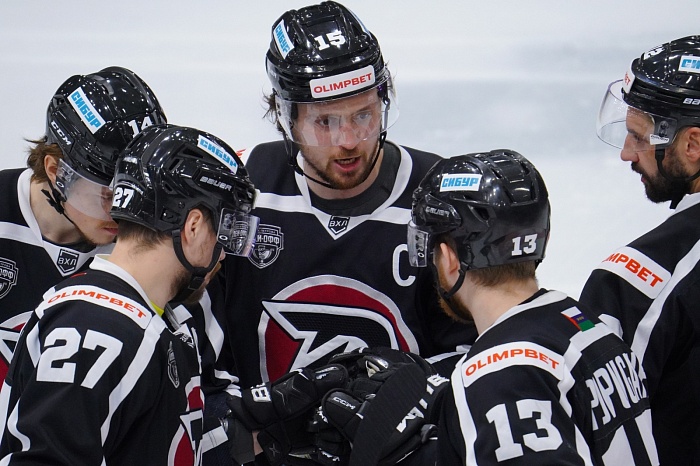 Игрок хоккейного клуба «Рубин» Георгий Бусаров: «Подловили соперников на ошибке»