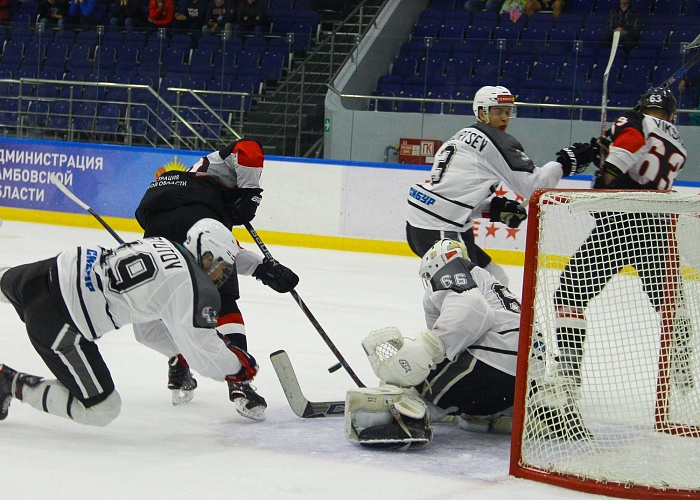 Рубиновцы обыграли в гостях ХК «Тамбов» (ЛУЧШИЕ МОМЕНТЫ, ВИДЕОТРАНСЛЯЦИЯ)