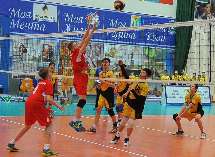 Первый матч получился комом