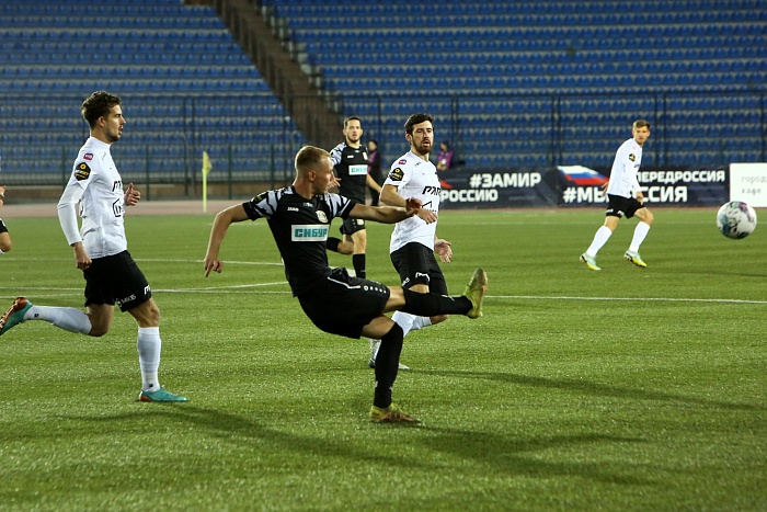 МЕЛБЕТ-Первая лига по футболу. 13-й тур. ФК «Тюмень» - «Торпедо» (Москва) — 0:0