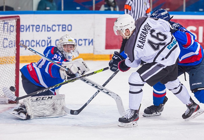 Автозаводцы снова переехали тюменцев