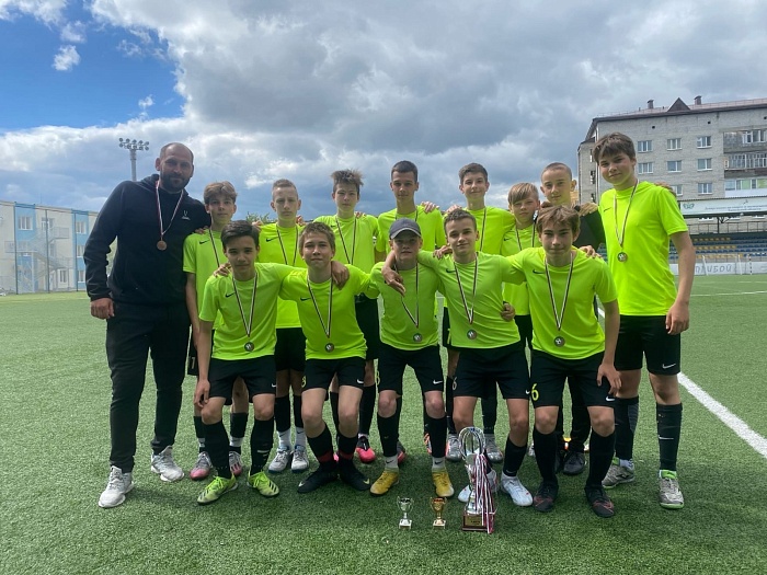 Команды Александра Толстова и Дмитрия Зарвы взяли медали Тюменской городской Юниорлиги