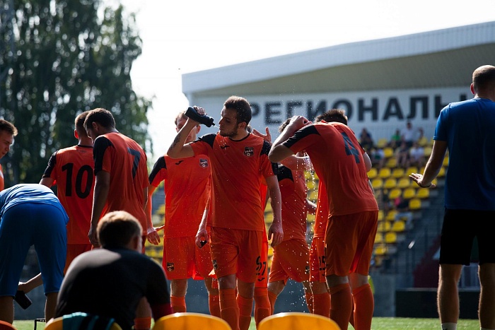 Фото Дани Савиных