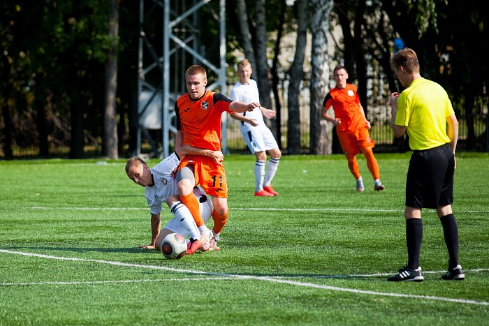 Фото Дани Савиных