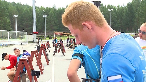 Сборная Тюменской области по биатлону проводит домашний сбор