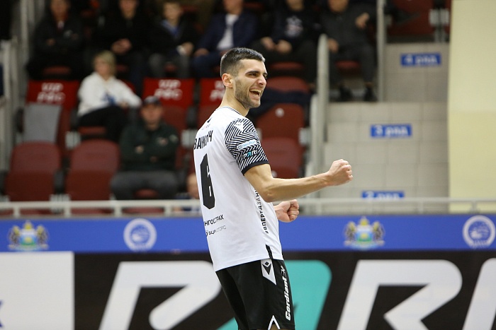 Игрок мини-футбольного клуба «Торпедо» Срджан Иванкович: «Мой друг Миодраг Аксентиевич просил передать привет «Тюмени»