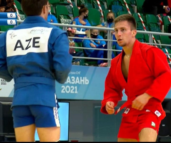 Судьбу титула решило предупреждение