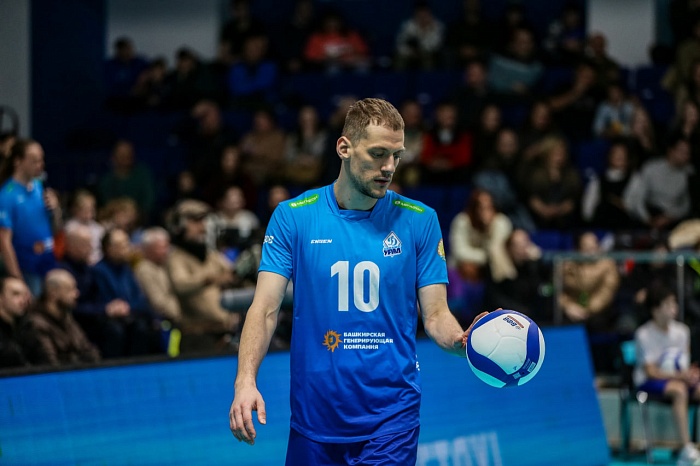 Команды Кирилла Урсова и Евгения Андреева сыграют друг против друга