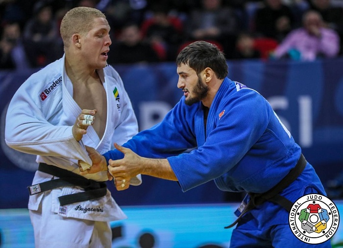 На бакинском татами будут думать о Токио