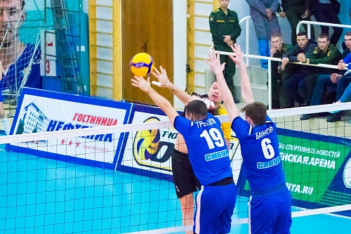 На старте сразятся с барнаульцами