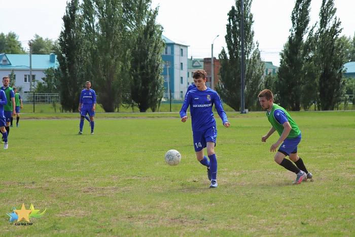 Тобольский «Иртыш» и «Богандинский» добились домашних побед в чемпионате области по футболу