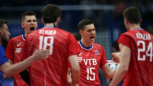 Завершили в свою пользу все восемь партий