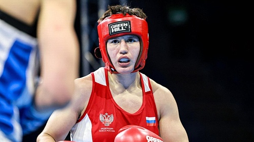 Альбина Молдажанова завоевала бронзу на чемпионате мира по боксу