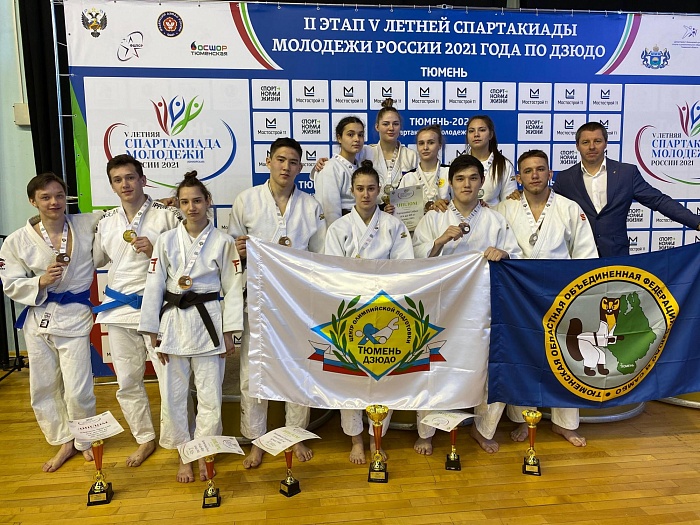 Завоевали путёвки на молодёжный финал!