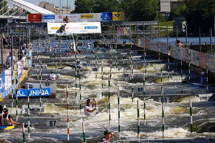 Слаломисты поспорят за европейские титулы на пражском канале