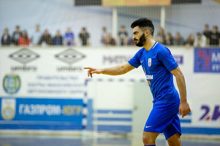 Хуан Эмилио разобрался с «Ухтой»