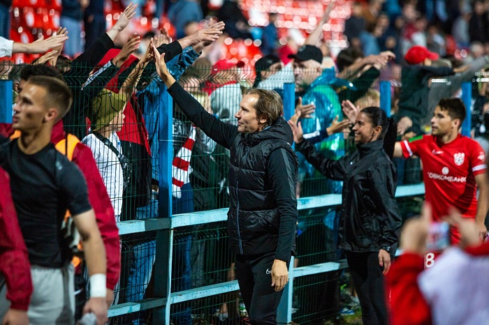 Экс-наставник ФК «Тюмень» Владимир Маминов пока терпит неудачи в «Спартаке» из Костромы