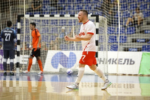 Игрок мини-футбольного клуба КПРФ Андрей Заболонков: «Тюменцы вышли на игру, как на последний бой»