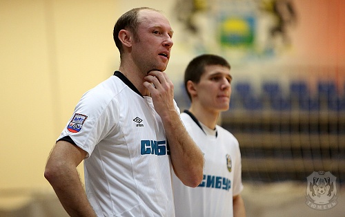 Голы Дениса Абышева и Сергея Чухрия вывели «Россар» на второе место