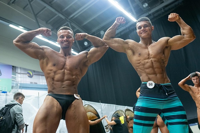 Чемпионат УрФО по бодибилдингу