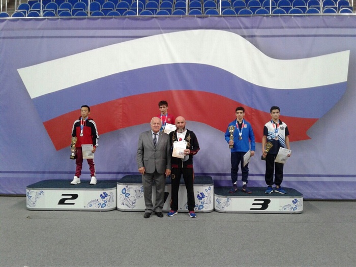 Выиграл бронзу в Раменском