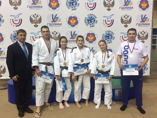 На столичном татами боролись студенты