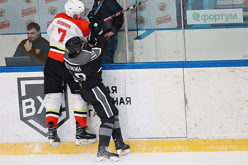 Казахстанские клубы обидели китайцев