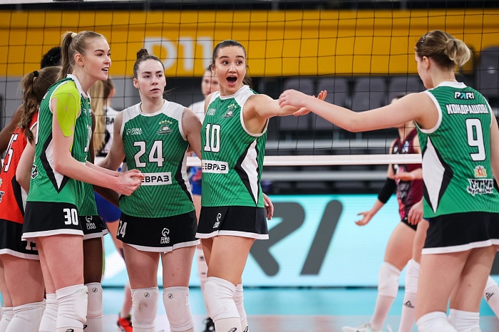 Команды тюменок Елизаветы Котовой и Анны Поспеловой проиграли в очередном туре волейбольной PARI Суперлиги