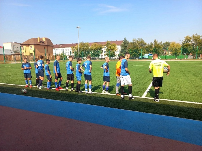 Ишимская «Спортшкола» лидирует в первенстве области по футболу среди юношей