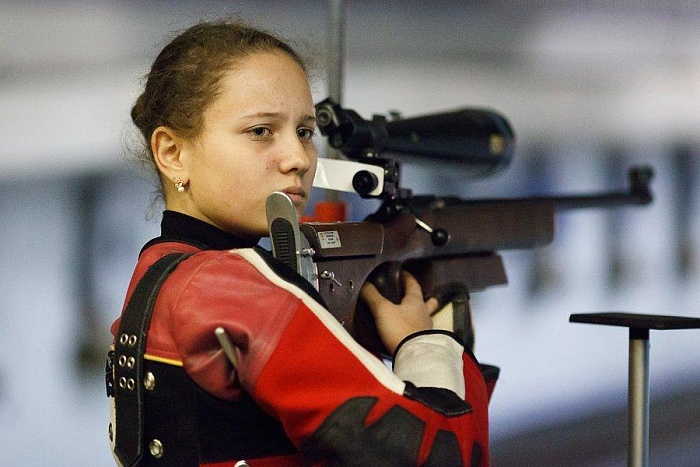 Метко стрелял из винтовки