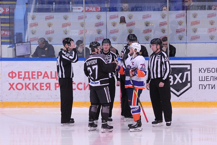 «Рубин» уступил питерским армейцам (ВИДЕОТРАНСЛЯЦИЯ)