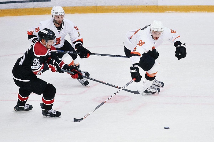 Фото Владимира ОГНЁВА