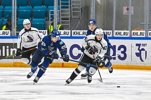 Хоккейная команда «Тюменский Легион» завершила сезон матчем в Астане