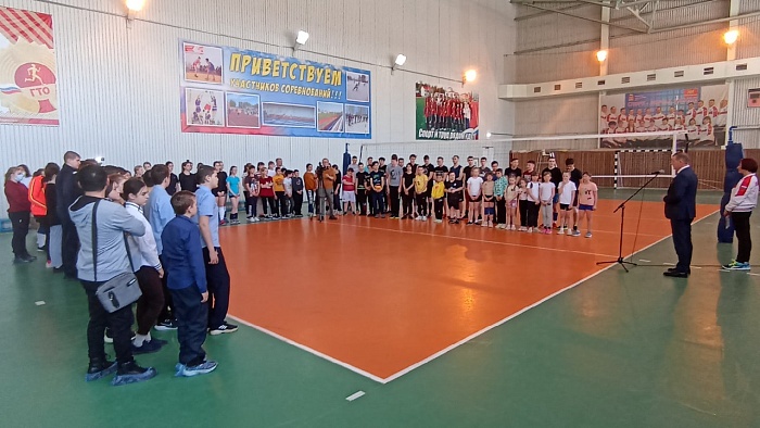 Волейболистки «Тюмени» проводят серию мастер-классов в разных районах области