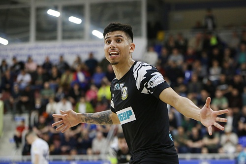 Игрок мини-футбольного клуба «Тюмень» Жоао Силвейра: «Гитта не только очень хороший вратарь, но и очень хороший человек»