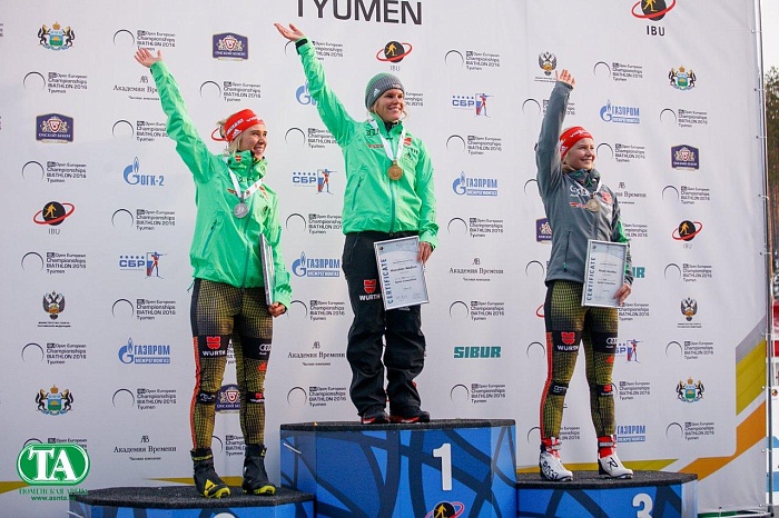 Анна Кнолль и Каролин Хорхлер. Фото Даниила САВИНЫХ